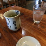 Fukuzushi - お茶とお水。