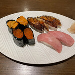 Sushi Sakaba Fumiichi - 中トロ、うなぎ、ウニ、イクラ