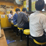三浦のハンバーグ - 店内奥のカウンター