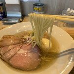 宍道湖しじみ中華蕎麦 琥珀 東京本店 - 