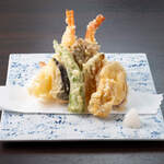 サルトリア ダ 水本 - サックサク”天ぷら盛り合わせ”