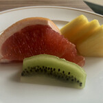 ホテルマロウド - 和朝食についてくるフルーツ