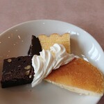 bufferesutorantoppuobumiyako - チョコレートブラウニー、パンケーキ、バームクーヘンチョコファウンテン付き