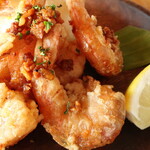 Aroha Teburu - ノースショア・ガーリックシュリンプ（５Ｐ）「オアフ島ノースショア名物のＢ級グルメ！」"NORTH SHORE GARLIC SHRIMP" ※メニュー表記通り