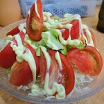 スタミナカレーの店 バーグ - トマトサラダ