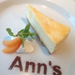 Ann’s Cafe - ベイクドチーズケーキ(\500)