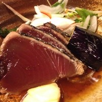 土佐料理 祢保希 新宿店 - カツオのたたき