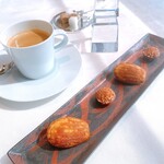 シグネチャー - 