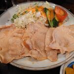 えどや食堂 - 甘辛く旨い