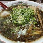 ラーメン 親爺 - ラーメン 800円