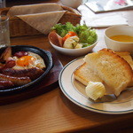 ソーセージランチ