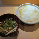 鎌倉みよし - 鶏汁うどん（880円）