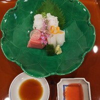 萬重 - はも、マグロ、剣先烏賊の刺身