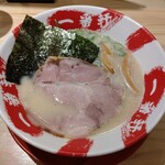 熟成とんこつラーメン専門 一番軒 - 