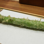 天婦羅 みやしろ - アスパラガスの天ぷら