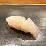 小判寿司 - すずき