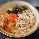 Yudetarou - 焼鯖ごはん、左の福神漬はセルフで。