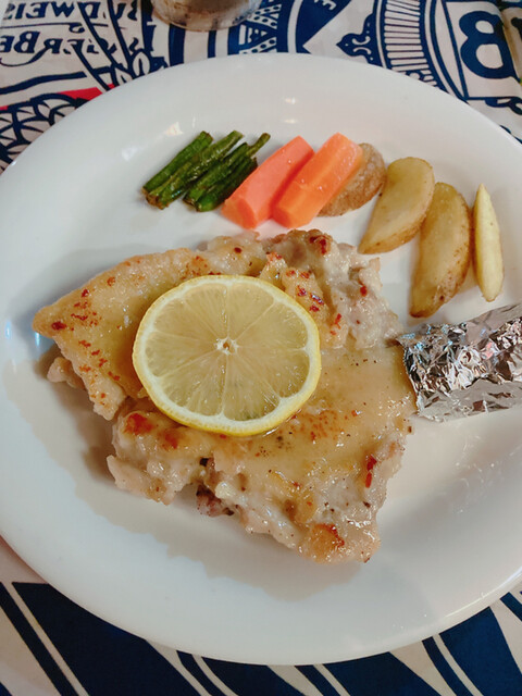 洋風居酒屋 八戸 - 東室蘭（洋食）の写真