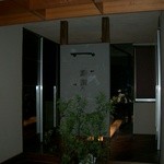 Japanese restaurant chihiro - 私達が使わせて貰った１０番のお部屋の入口。右側です。風情のある設えです。