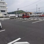 Yakiniku No Shirakawa - 駐車場広いな