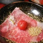 煌 焼肉 - ・仙台牛のサーロインを和牛スープ、トマトと共に こちらは煌の名物ですね。さっぱりとしていて美味しい。