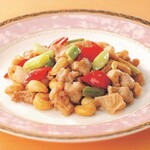7 . 鶏肉とカシューナッツの炒め物