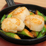 Scallop and asparagus butter