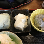Oumiyachoubei Shouten - お豆腐各種