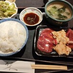 Igossou - ホルモンMIX定食