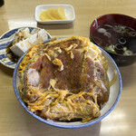 Kikuya Sobaya - カツ丼（税込み９００円）