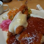 グリル　ヨシダ - ジンジャーポーク&エビフライ