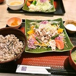 Ootoya Gohandokoro - 豚しゃぶと彩り野菜のサラダ仕立てとしそひじきご飯　大戸屋クリーミードレッシング