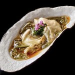 鮨 匠海 - 夏バテ防止にもピッタリな栄養満点牡蠣をサッパリとお愉しみ頂けます。