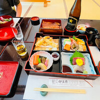鰻割烹 伊豆栄 梅川亭 - 