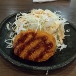 かじゅあるてっぱん 桃〇 - 牛肉コロッケ。甘味を感じるコロッケ♪