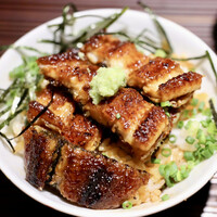 うなぎ料理 澤正 - 三杯目は出汁と薬味を加えてお茶漬け