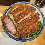 とんかつ かつ壱 - かつ丼ソース味（ロース）1050円