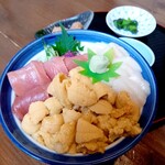 平八 - 生ウニ/マグロ/帆立