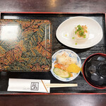 龍村 - うなぎ(ご飯付き)上（蓋開ける前）