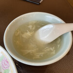 Manrai Kembekkan - ふわっとした玉子と玉ねぎのスープ