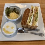 珈琲農園直営店　mol cafe - 