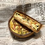 ブーランジェリー ミヤナガ - キッシュ ソモン ¥290+税