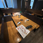 Ushiwakamaru - テーブル席