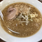 メガガンジャ - ラーメン(880円)