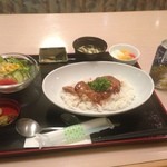 HOTEL AZ - 料理写真:鶏照り焼き丼セット