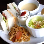 モコルル - モリモリ！！