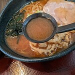 麺屋 稀水 - ほんのりとニンニク薫るスープ