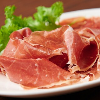 Luxury Prosciutto made from Spanish Iberian pork “Bellota”