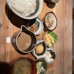 Yamaimono Ooi Ryouri Ten Kawasaki - 6種のおばんざい定食