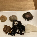 Sano Miso - おかず味噌3種（鮭・マッシュルーム＆チーズ・野菜）漬物2種（べったら漬け・柴漬け）甘口昆布